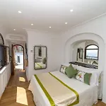 Nina 4*