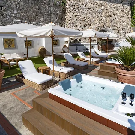 Nina Frühstückspension 4*