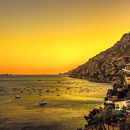 Couette-café Nina Positano