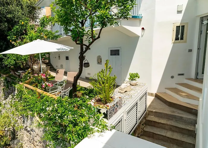 Frühstückspension Nina 4*