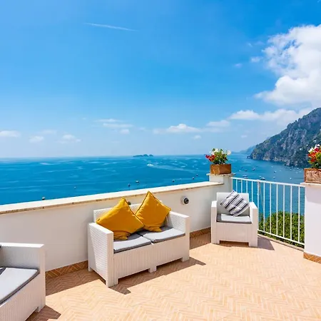 Nina Bed and Breakfast