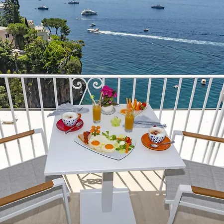 Bed and Breakfast Nina Ποζιτάνο