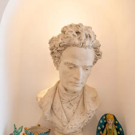 Nina Ποζιτάνο